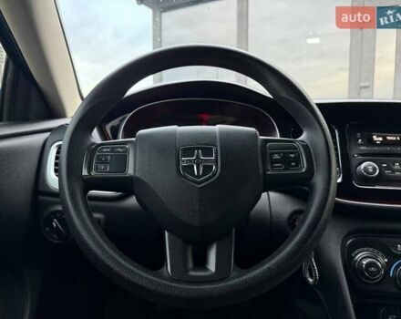 Синий Додж Дарт, объемом двигателя 2 л и пробегом 187 тыс. км за 7490 $, фото 14 на Automoto.ua