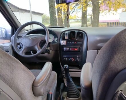 Черный Додж Другая, объемом двигателя 2.5 л и пробегом 177 тыс. км за 3333 $, фото 6 на Automoto.ua