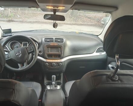 Красный Додж Другая, объемом двигателя 2.4 л и пробегом 77 тыс. км за 13500 $, фото 8 на Automoto.ua