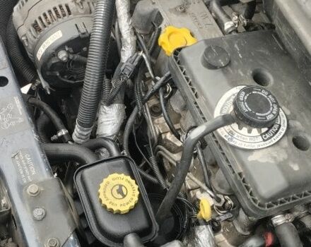 Синий Додж Другая, объемом двигателя 2.5 л и пробегом 360 тыс. км за 2700 $, фото 4 на Automoto.ua