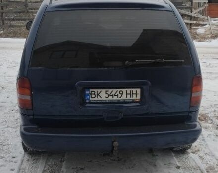 Синий Додж Другая, объемом двигателя 2.5 л и пробегом 360 тыс. км за 2700 $, фото 3 на Automoto.ua