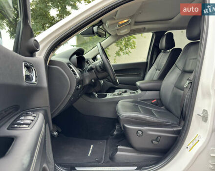 Белый Додж Дюранго, объемом двигателя 3.6 л и пробегом 116 тыс. км за 22900 $, фото 23 на Automoto.ua