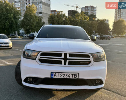 Белый Додж Дюранго, объемом двигателя 3.6 л и пробегом 211 тыс. км за 17000 $, фото 5 на Automoto.ua