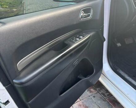 Додж Durango 2017 у Чернівцях на Automoto.ua Білий Додж Durango, об'ємом двигуна 3.61 л та пробігом 259 тис. км за 20200 $, фото 18 на Automoto.ua