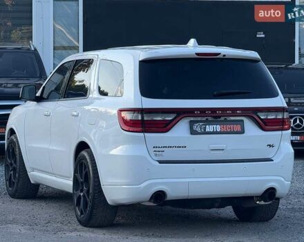 Белый Додж Дюранго, объемом двигателя 5.65 л и пробегом 106 тыс. км за 29000 $, фото 3 на Automoto.ua