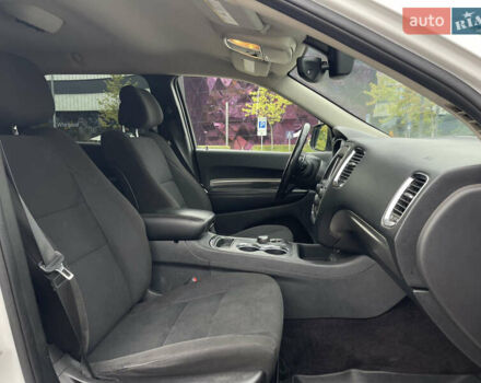 Белый Додж Дюранго, объемом двигателя 3.6 л и пробегом 160 тыс. км за 17777 $, фото 13 на Automoto.ua