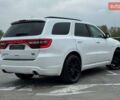 Белый Додж Дюранго, объемом двигателя 5.65 л и пробегом 150 тыс. км за 28500 $, фото 12 на Automoto.ua