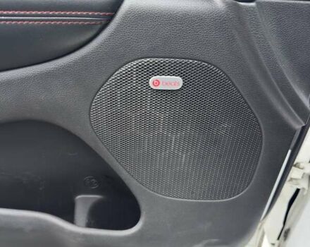 Белый Додж Дюранго, объемом двигателя 3.6 л и пробегом 137 тыс. км за 24000 $, фото 25 на Automoto.ua