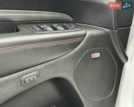 Белый Додж Дюранго, объемом двигателя 3.6 л и пробегом 114 тыс. км за 24900 $, фото 14 на Automoto.ua