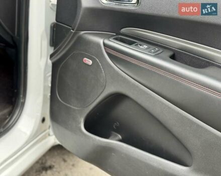 Белый Додж Дюранго, объемом двигателя 3.6 л и пробегом 114 тыс. км за 24900 $, фото 25 на Automoto.ua