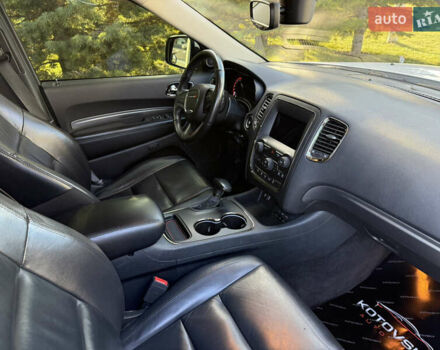 Білий Додж Durango, об'ємом двигуна 3.6 л та пробігом 106 тис. км за 24500 $, фото 11 на Automoto.ua