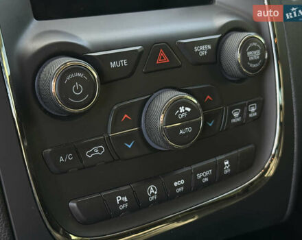 Білий Додж Durango, об'ємом двигуна 3.6 л та пробігом 106 тис. км за 24500 $, фото 19 на Automoto.ua