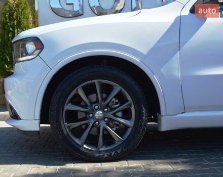 Додж Дюранго 2018 в Одессе на Automoto.ua Белый Додж Дюранго, объемом двигателя 3.6 л и пробегом 82 тыс. км за 27000 $, фото 5 на Automoto.ua
