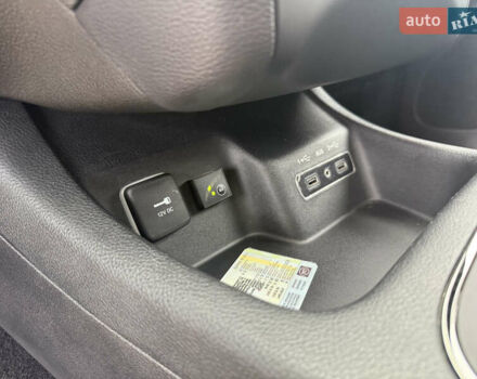 Белый Додж Дюранго, объемом двигателя 5.65 л и пробегом 83 тыс. км за 30200 $, фото 35 на Automoto.ua