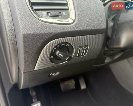 Белый Додж Дюранго, объемом двигателя 5.65 л и пробегом 83 тыс. км за 30200 $, фото 25 на Automoto.ua