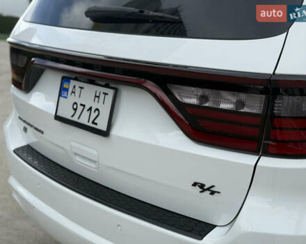 Белый Додж Дюранго, объемом двигателя 5.65 л и пробегом 83 тыс. км за 30200 $, фото 10 на Automoto.ua