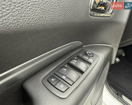 Белый Додж Дюранго, объемом двигателя 5.65 л и пробегом 83 тыс. км за 30200 $, фото 30 на Automoto.ua