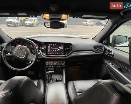 Белый Додж Дюранго, объемом двигателя 5.65 л и пробегом 73 тыс. км за 36000 $, фото 7 на Automoto.ua