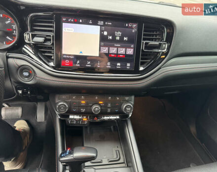 Белый Додж Дюранго, объемом двигателя 5.65 л и пробегом 73 тыс. км за 36000 $, фото 10 на Automoto.ua