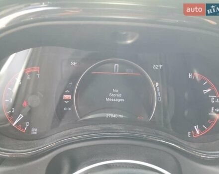 Белый Додж Дюранго, объемом двигателя 5.65 л и пробегом 45 тыс. км за 15000 $, фото 2 на Automoto.ua