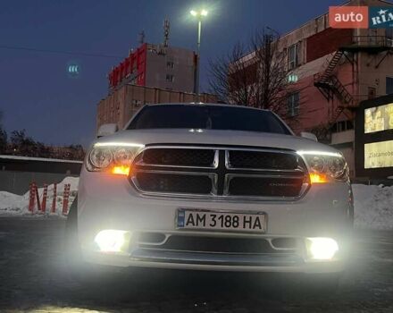 Белый Додж Дюранго, объемом двигателя 3.6 л и пробегом 275 тыс. км за 16500 $, фото 1 на Automoto.ua