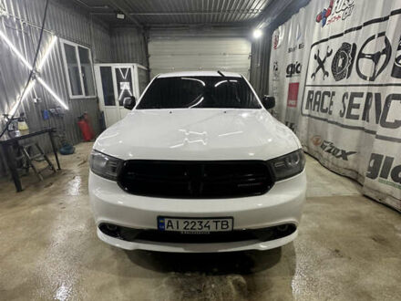 Белый Додж Дюранго, объемом двигателя 3.6 л и пробегом 220 тыс. км за 19000 $, фото 1 на Automoto.ua