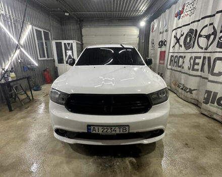 Белый Додж Дюранго, объемом двигателя 3.6 л и пробегом 220 тыс. км за 19000 $, фото 1 на Automoto.ua