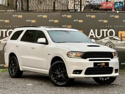 Белый Додж Дюранго, объемом двигателя 5.65 л и пробегом 153 тыс. км за 29900 $, фото 1 на Automoto.ua