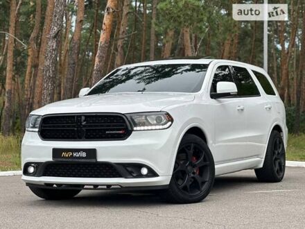 Додж Дюранго 2017 в Киеве на Automoto.ua Белый Додж Дюранго, объемом двигателя 5.65 л и пробегом 105 тыс. км за 27950 $, фото 1 на Automoto.ua