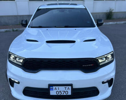 Белый Додж Дюранго, объемом двигателя 5.65 л и пробегом 126 тыс. км за 44500 $, фото 1 на Automoto.ua