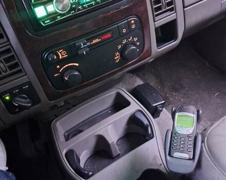 Чорний Додж Durango, об'ємом двигуна 4.7 л та пробігом 250 тис. км за 12000 $, фото 8 на Automoto.ua