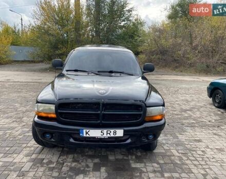 Чорний Додж Durango, об'ємом двигуна 4.7 л та пробігом 315 тис. км за 4100 $, фото 1 на Automoto.ua
