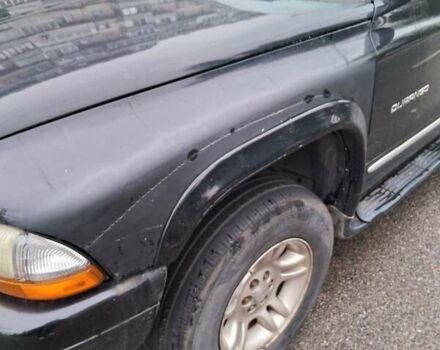 Чорний Додж Durango, об'ємом двигуна 4.7 л та пробігом 250 тис. км за 12000 $, фото 6 на Automoto.ua