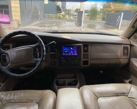 Чорний Додж Durango, об'ємом двигуна 4.7 л та пробігом 315 тис. км за 5000 $, фото 10 на Automoto.ua