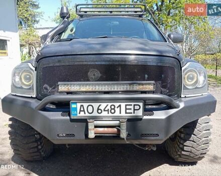 Чорний Додж Durango, об'ємом двигуна 5.7 л та пробігом 156 тис. км за 17300 $, фото 6 на Automoto.ua