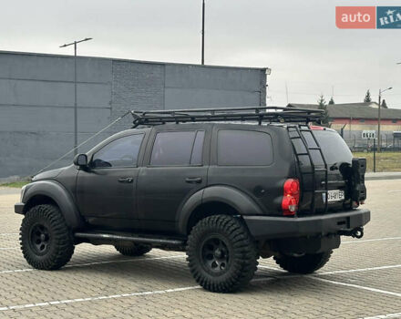 Черный Додж Дюранго, объемом двигателя 5.7 л и пробегом 160 тыс. км за 18500 $, фото 4 на Automoto.ua