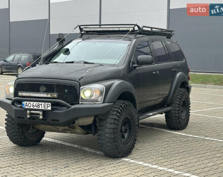 Черный Додж Дюранго, объемом двигателя 5.7 л и пробегом 160 тыс. км за 18500 $, фото 1 на Automoto.ua