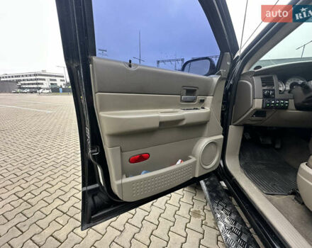 Черный Додж Дюранго, объемом двигателя 5.7 л и пробегом 160 тыс. км за 18500 $, фото 26 на Automoto.ua