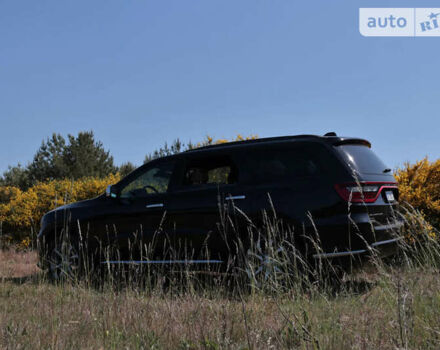 Чорний Додж Durango, об'ємом двигуна 5.65 л та пробігом 96 тис. км за 31500 $, фото 2 на Automoto.ua