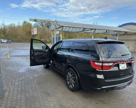 Черный Додж Дюранго, объемом двигателя 5.65 л и пробегом 157 тыс. км за 33000 $, фото 2 на Automoto.ua