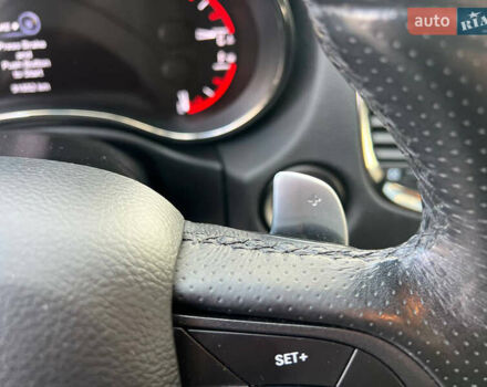 Черный Додж Дюранго, объемом двигателя 3.6 л и пробегом 80 тыс. км за 8000 $, фото 13 на Automoto.ua