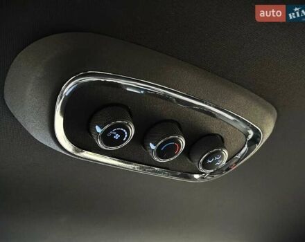 Черный Додж Дюранго, объемом двигателя 3.6 л и пробегом 239 тыс. км за 24900 $, фото 32 на Automoto.ua