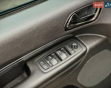 Черный Додж Дюранго, объемом двигателя 3.6 л и пробегом 239 тыс. км за 24800 $, фото 21 на Automoto.ua