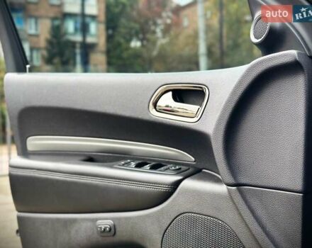 Черный Додж Дюранго, объемом двигателя 3.6 л и пробегом 239 тыс. км за 24800 $, фото 20 на Automoto.ua