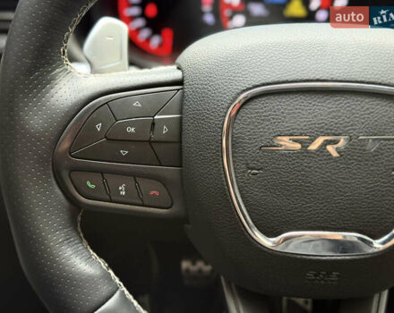 Черный Додж Дюранго, объемом двигателя 6.4 л и пробегом 106 тыс. км за 42000 $, фото 14 на Automoto.ua