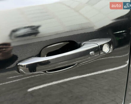 Черный Додж Дюранго, объемом двигателя 6.4 л и пробегом 106 тыс. км за 42000 $, фото 3 на Automoto.ua