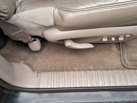 Чорний Додж Durango, об'ємом двигуна 4.7 л та пробігом 250 тис. км за 12000 $, фото 1 на Automoto.ua