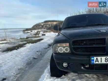 Черный Додж Дюранго, объемом двигателя 4.7 л и пробегом 165 тыс. км за 9000 $, фото 1 на Automoto.ua