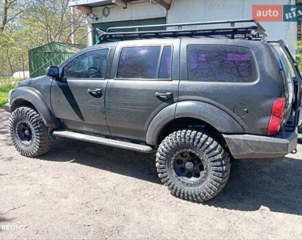 Чорний Додж Durango, об'ємом двигуна 5.7 л та пробігом 156 тис. км за 17300 $, фото 1 на Automoto.ua