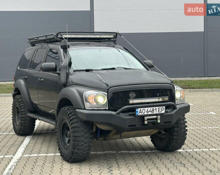 Чорний Додж Durango, об'ємом двигуна 5.7 л та пробігом 160 тис. км за 18500 $, фото 1 на Automoto.ua